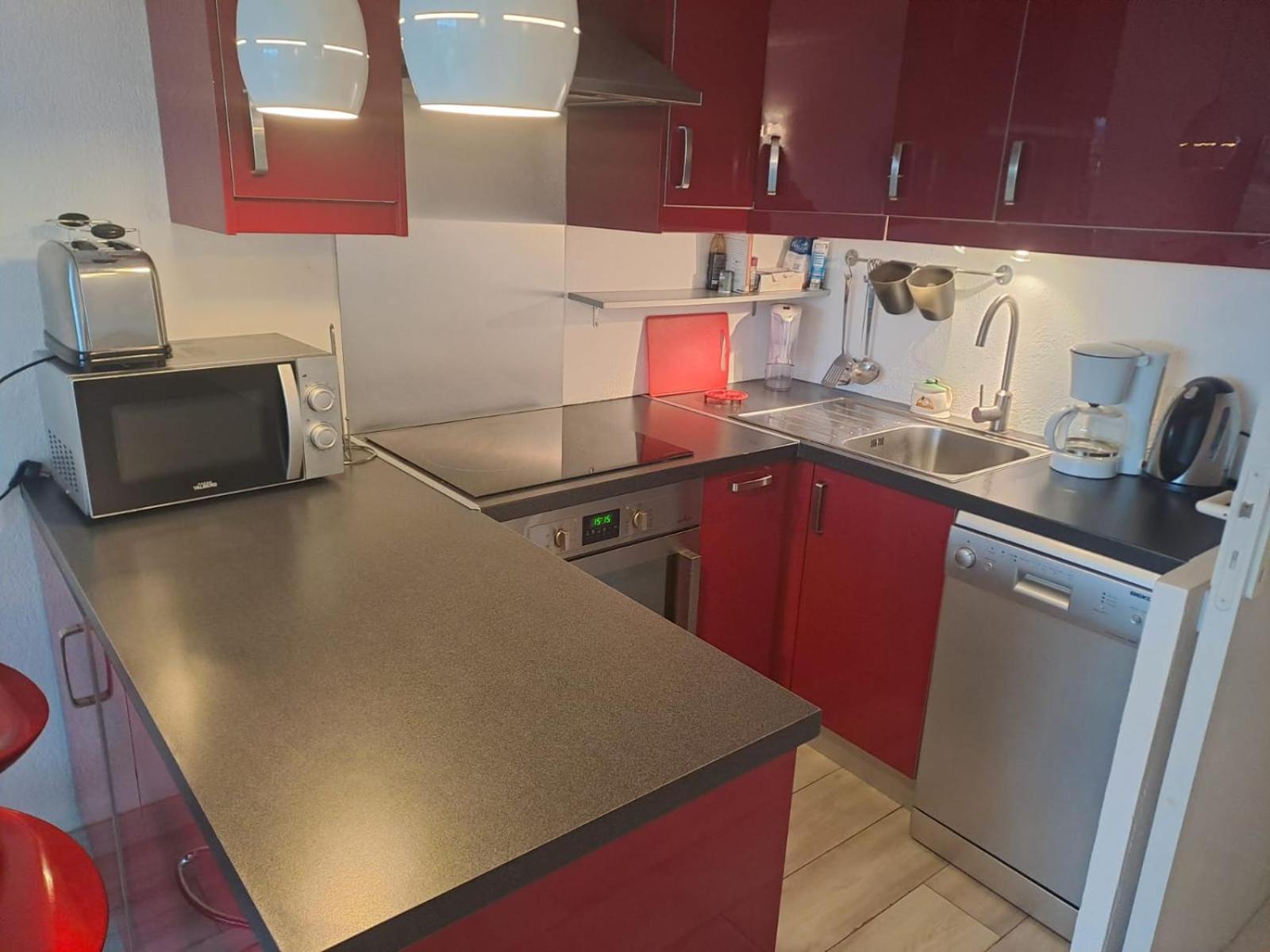 Gasyan - Golfe De St-Tropez - Appartement Aves Acces Plage Dans Residence Avec Piscine 가신 외부 사진